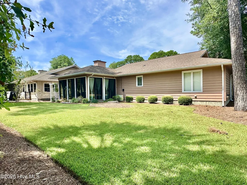 515 Fairway Drive W Sunset Beach, NC 28468