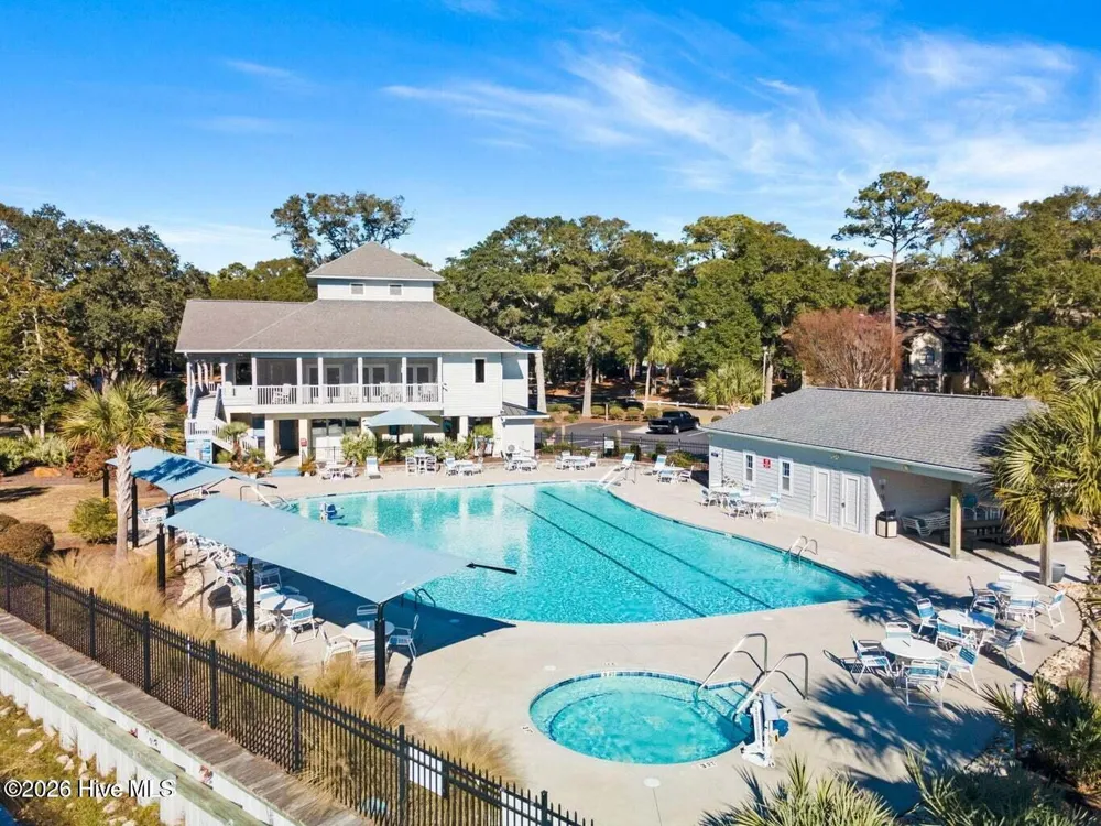 515 Fairway Drive W Sunset Beach, NC 28468