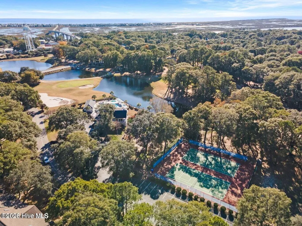 515 Fairway Drive W Sunset Beach, NC 28468