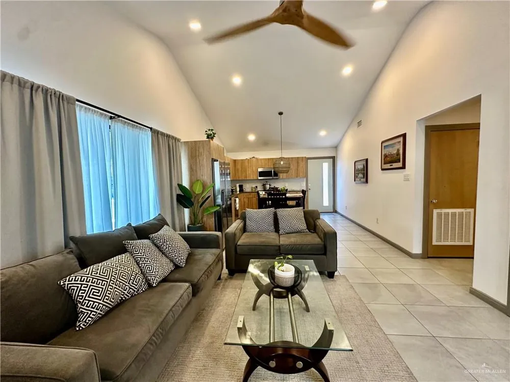 1308 E Iris Avenue #4 McAllen, TX 78501