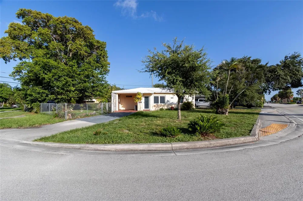 4720 Andrews Avenue Oakland Park, FL 33309