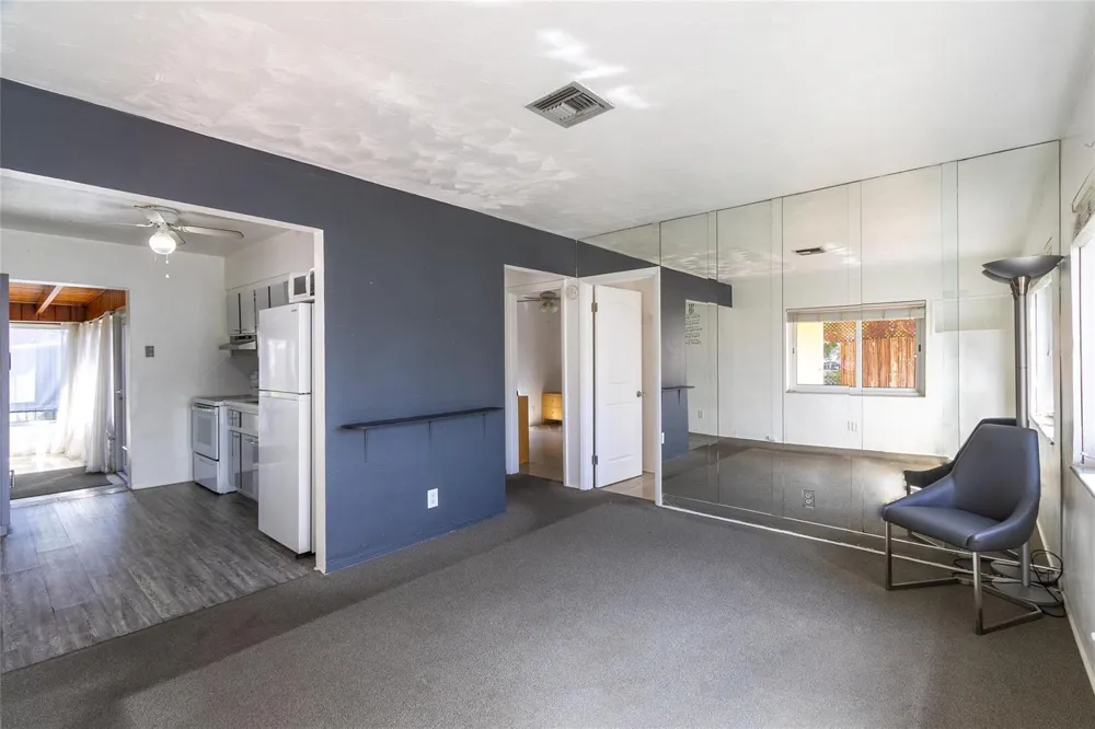 4720 Andrews Avenue Oakland Park, FL 33309
