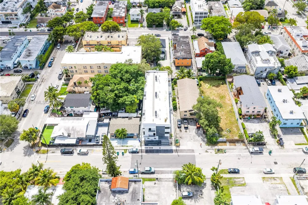 526 SW 2nd St #1 Miami, FL 33130