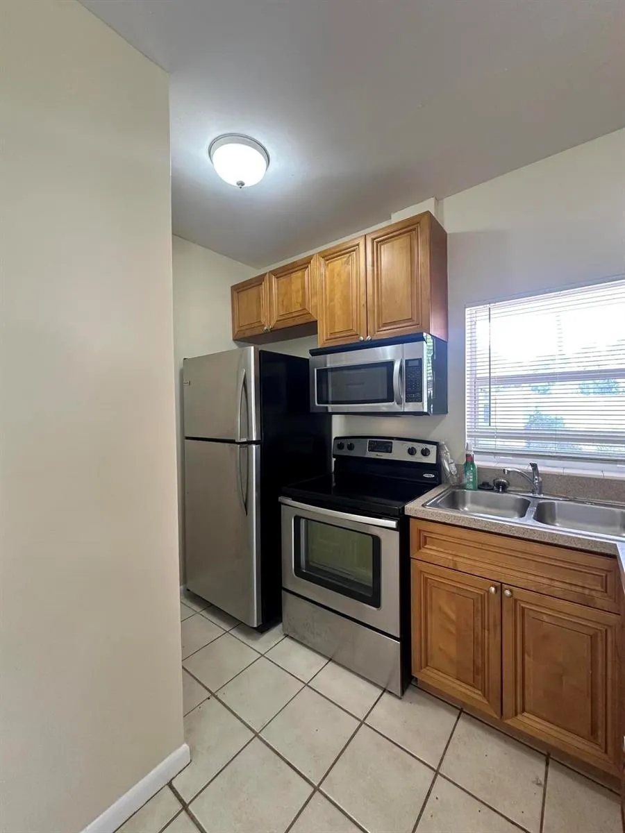 1791 JUNO ROAD #5 North Palm Beach, FL 33408