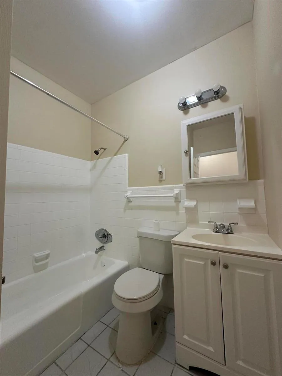 1791 JUNO ROAD #5 North Palm Beach, FL 33408