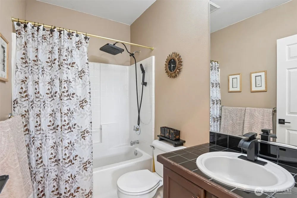 6326 Rebecca Avenue SE Auburn, WA 98092