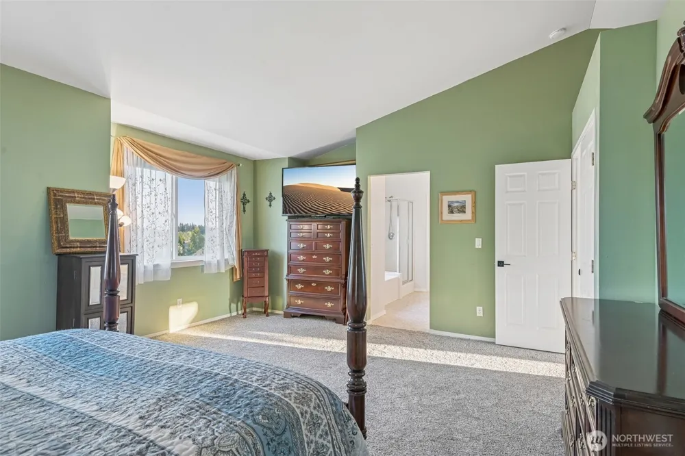 6326 Rebecca Avenue SE Auburn, WA 98092