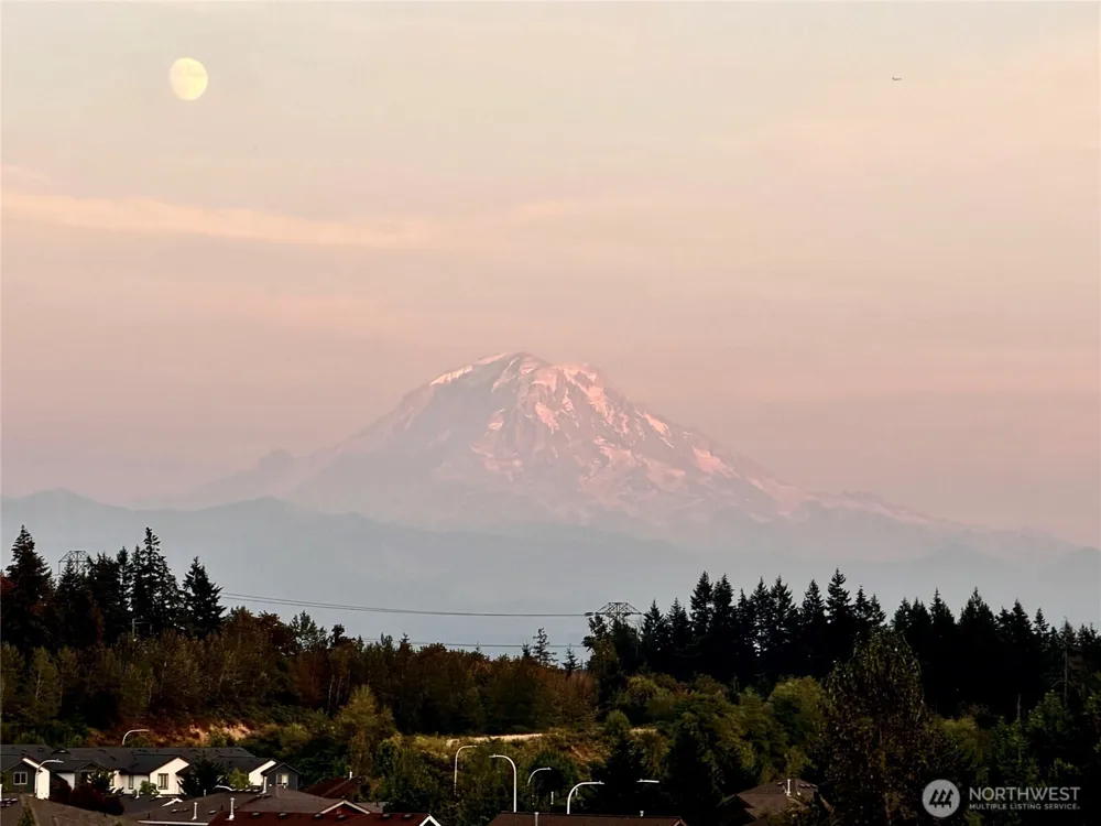 6326 Rebecca Avenue SE Auburn, WA 98092