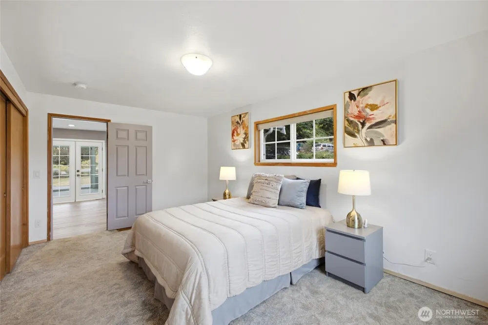 9854 Occidental Avenue S Seattle, WA 98108