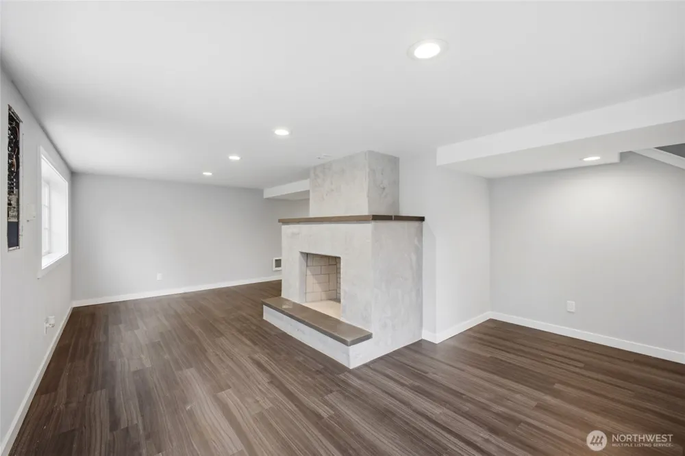9854 Occidental Avenue S Seattle, WA 98108