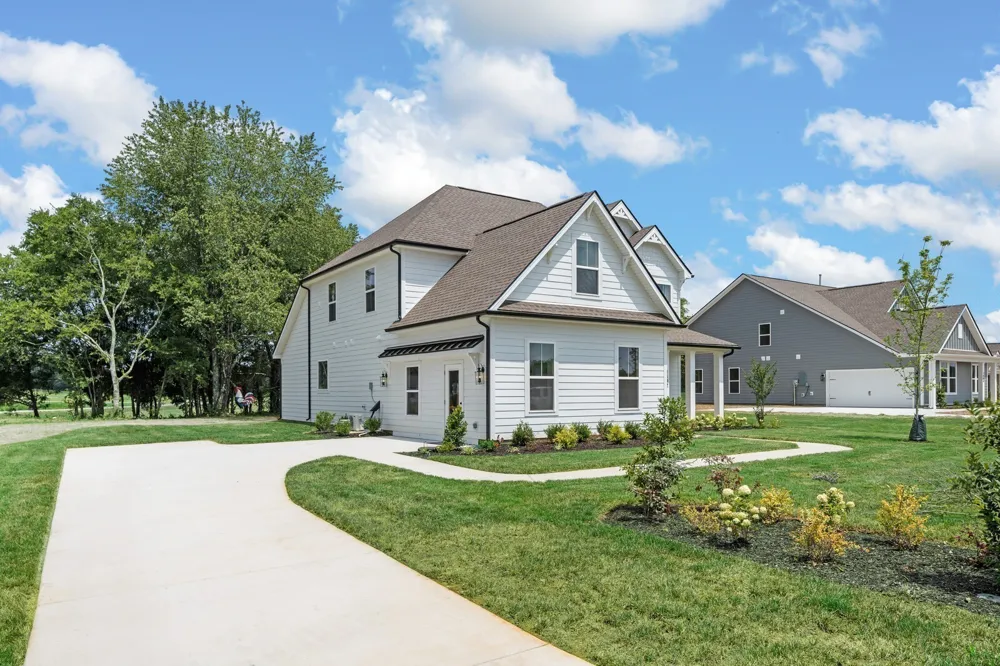 1416 Charles Drive Chapel Hill, TN 37034