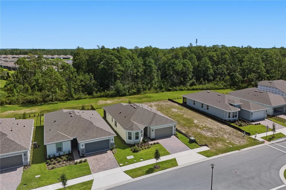 6401 WHITE WILLOW COURT St Cloud, FL 34771