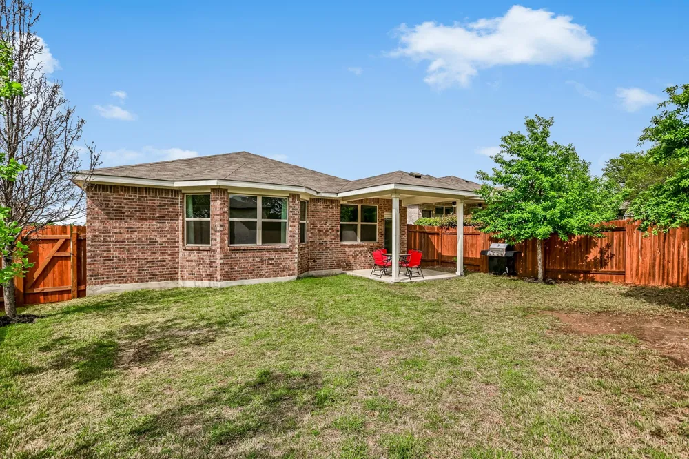 1504 William Bee Drive Leander, TX 78641