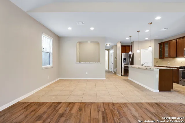 6611 Willow Farm San Antonio, TX 78249
