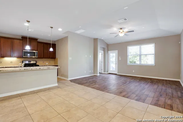 6611 Willow Farm San Antonio, TX 78249
