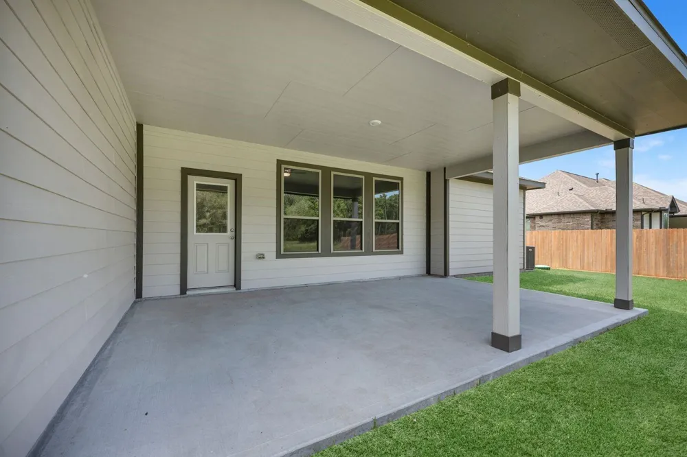460 Barton Place Drive Tarkington, TX 77327