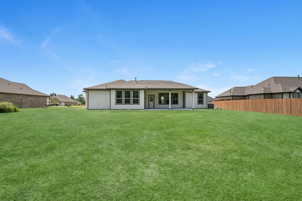 460 Barton Place Drive Tarkington, TX 77327
