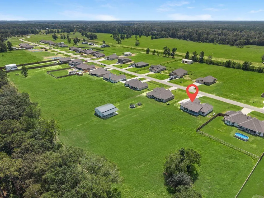 460 Barton Place Drive Tarkington, TX 77327
