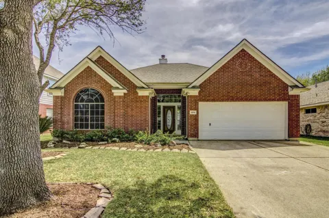 20719 Medallion Pointe Drive