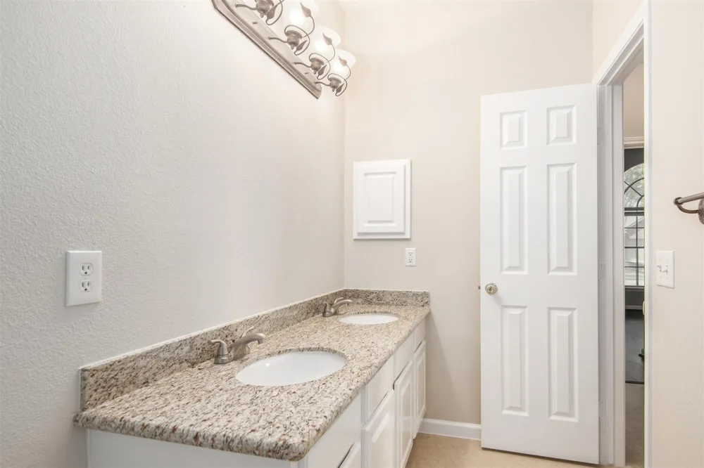 20719 Medallion Pointe Drive Katy, TX 77450