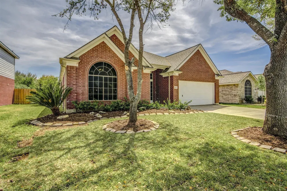 20719 Medallion Pointe Drive Katy, TX 77450