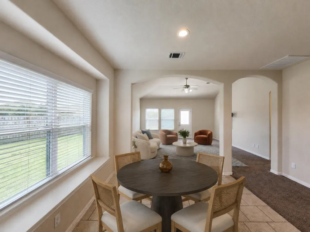 2119 Del Mar Drive La Marque, TX 77568