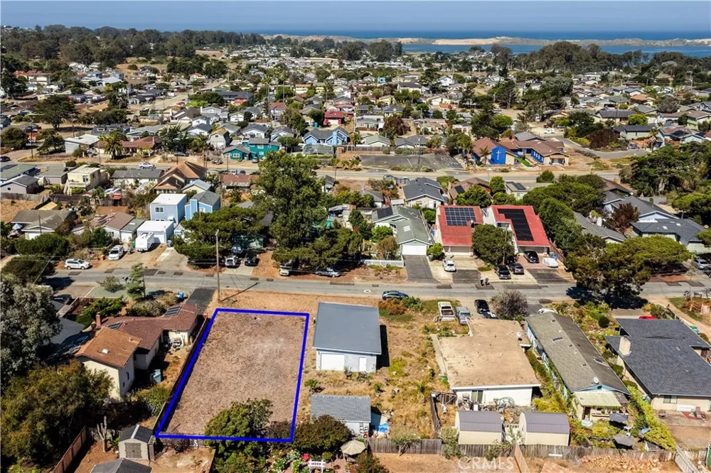 1852 12th Street Los Osos, CA 93402