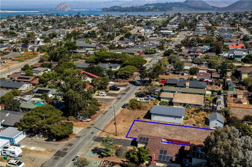 1852 12th Street Los Osos, CA 93402