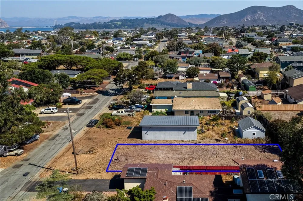 1852 12th Street Los Osos, CA 93402