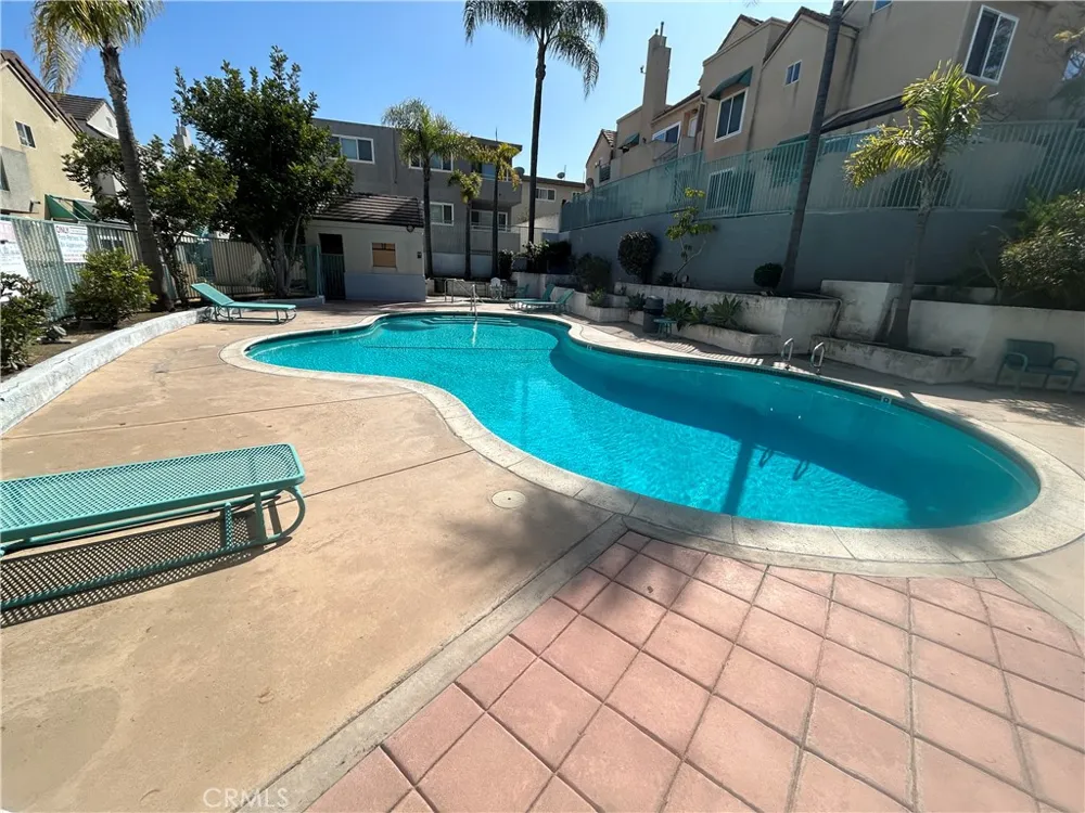 438 E Spruce Inglewood, CA 90301