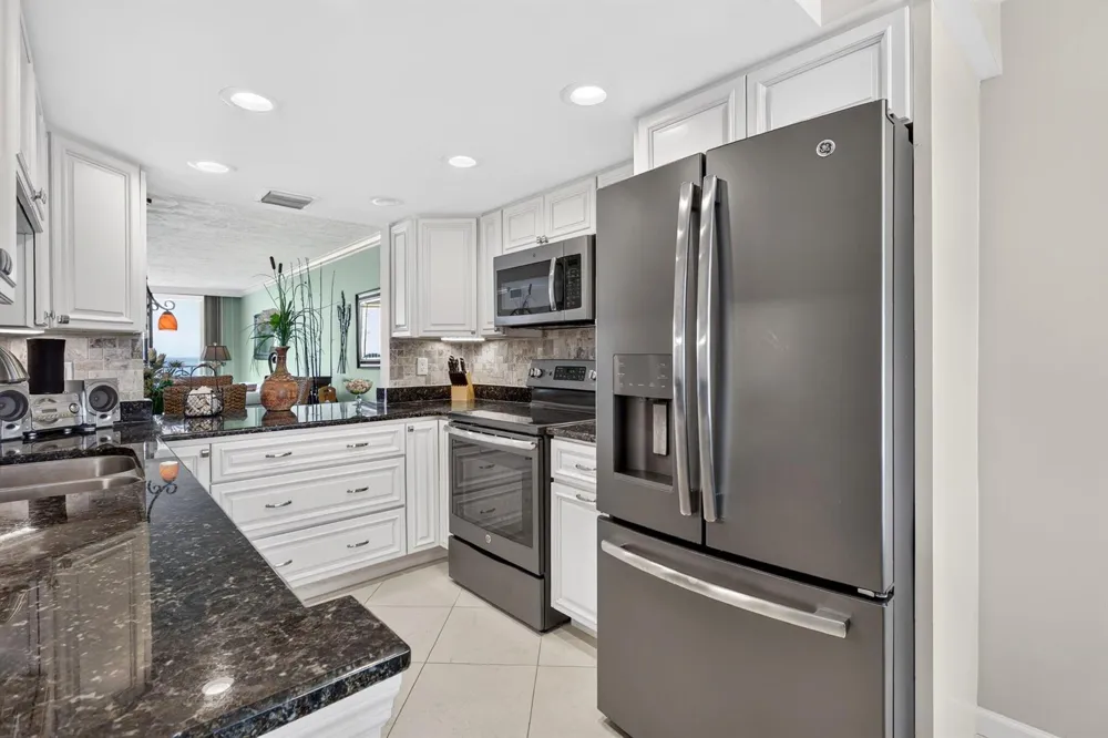 5055 HIGHWAY A1A #604 Fort Pierce, FL 34949