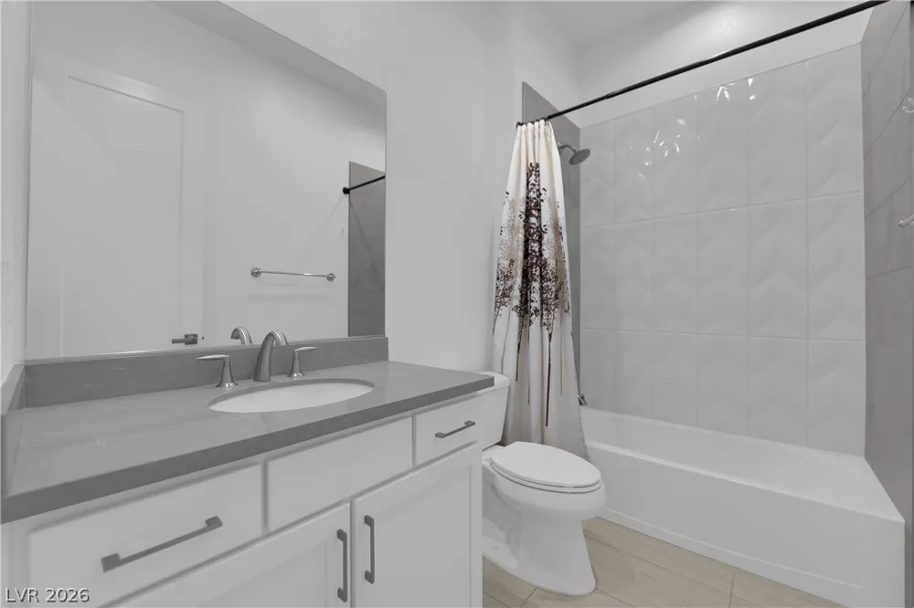 6677 Regency Stone Way Las Vegas, NV 89148