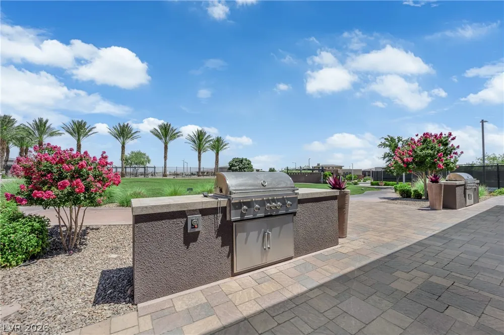 6677 Regency Stone Way Las Vegas, NV 89148
