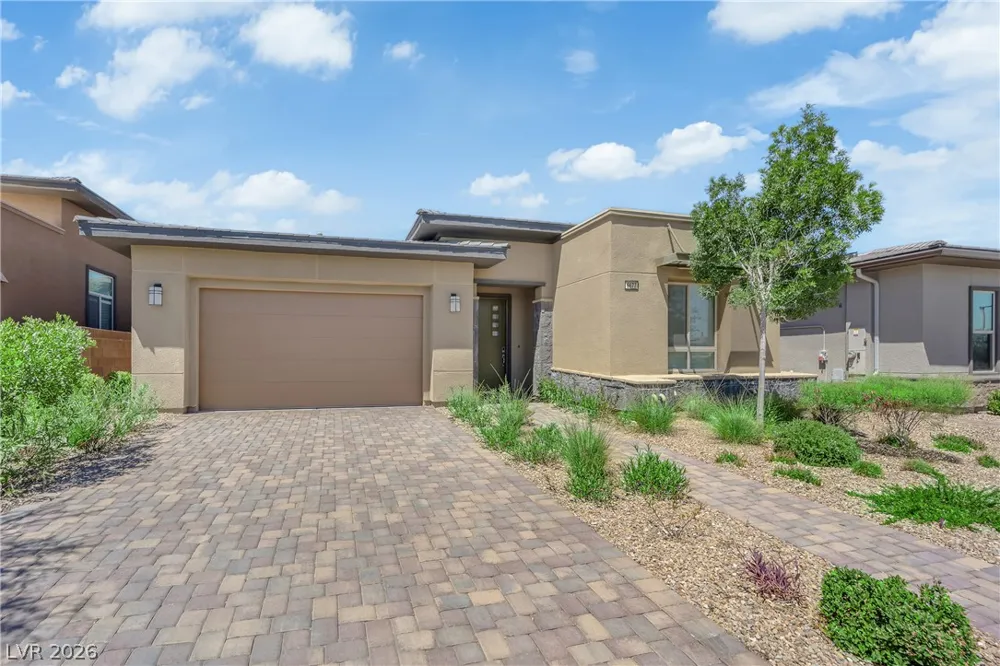 6677 Regency Stone Way Las Vegas, NV 89148