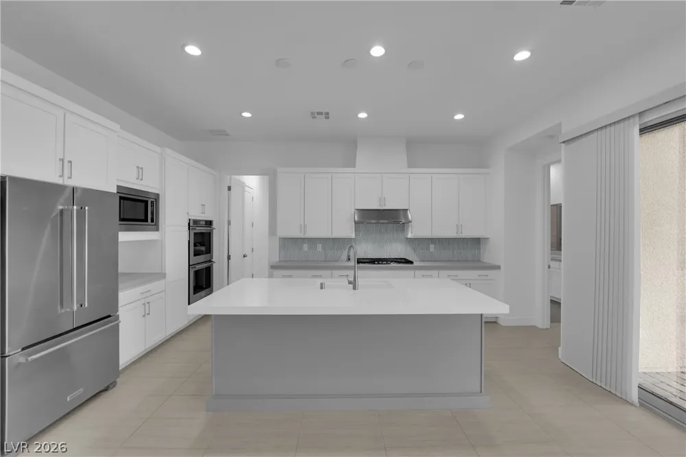 6677 Regency Stone Way Las Vegas, NV 89148