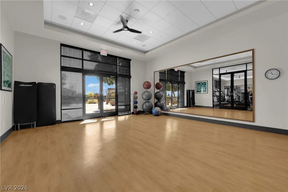 6677 Regency Stone Way Las Vegas, NV 89148