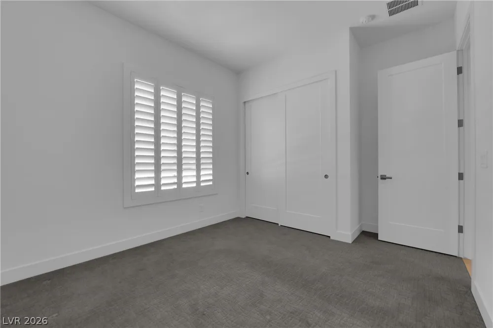 6677 Regency Stone Way Las Vegas, NV 89148