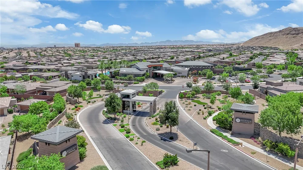 6677 Regency Stone Way Las Vegas, NV 89148