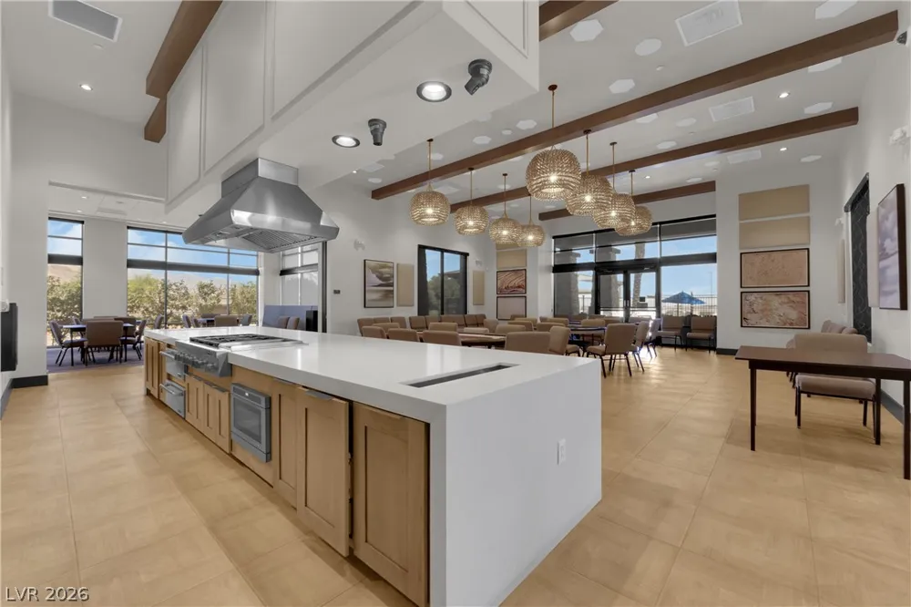 6677 Regency Stone Way Las Vegas, NV 89148