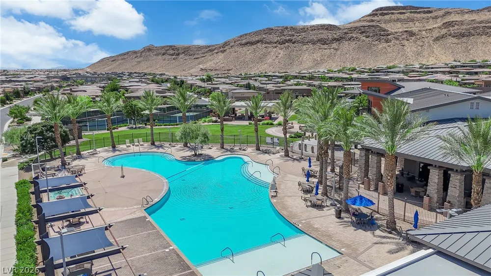 6677 Regency Stone Way Las Vegas, NV 89148