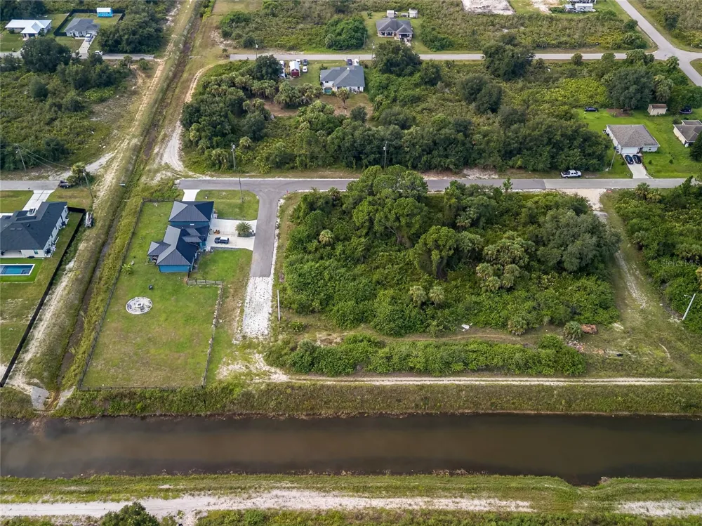 7505 JUDY AVENUE Lehigh Acres, FL 33971