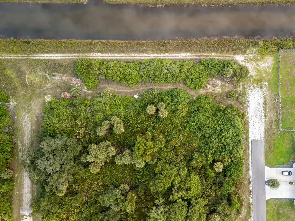 7505 JUDY AVENUE Lehigh Acres, FL 33971