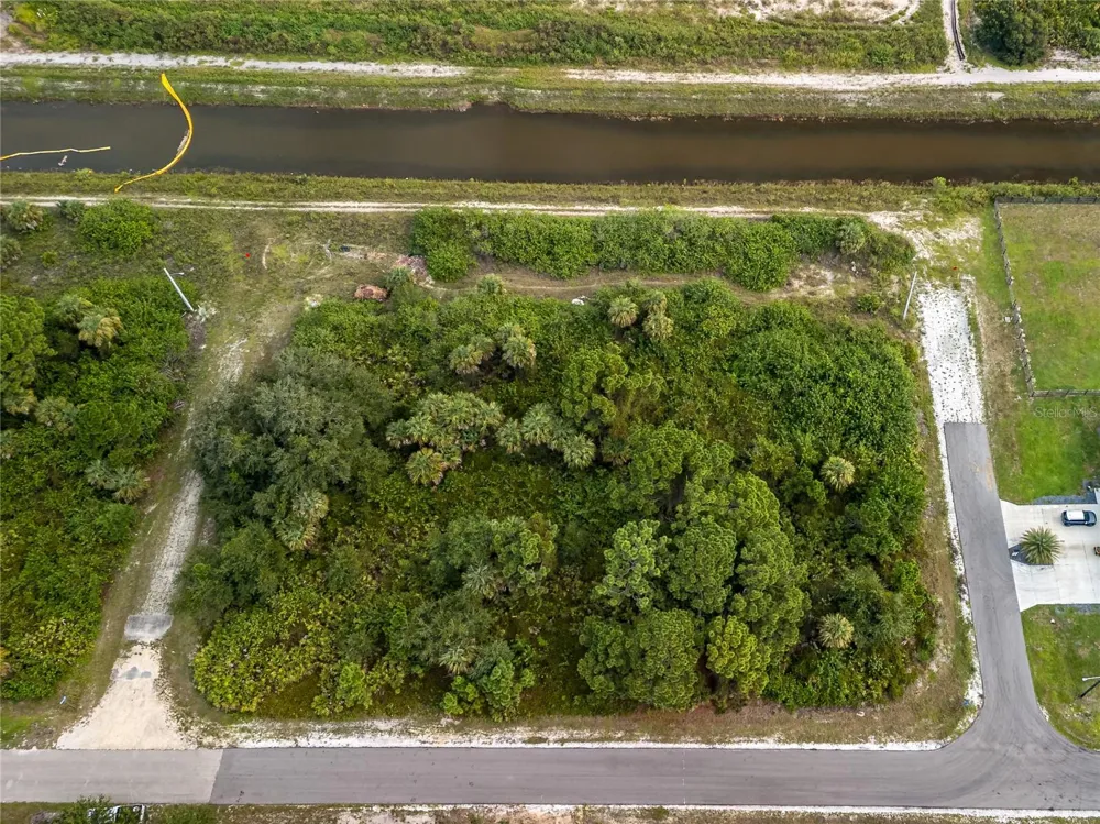 7505 JUDY AVENUE Lehigh Acres, FL 33971