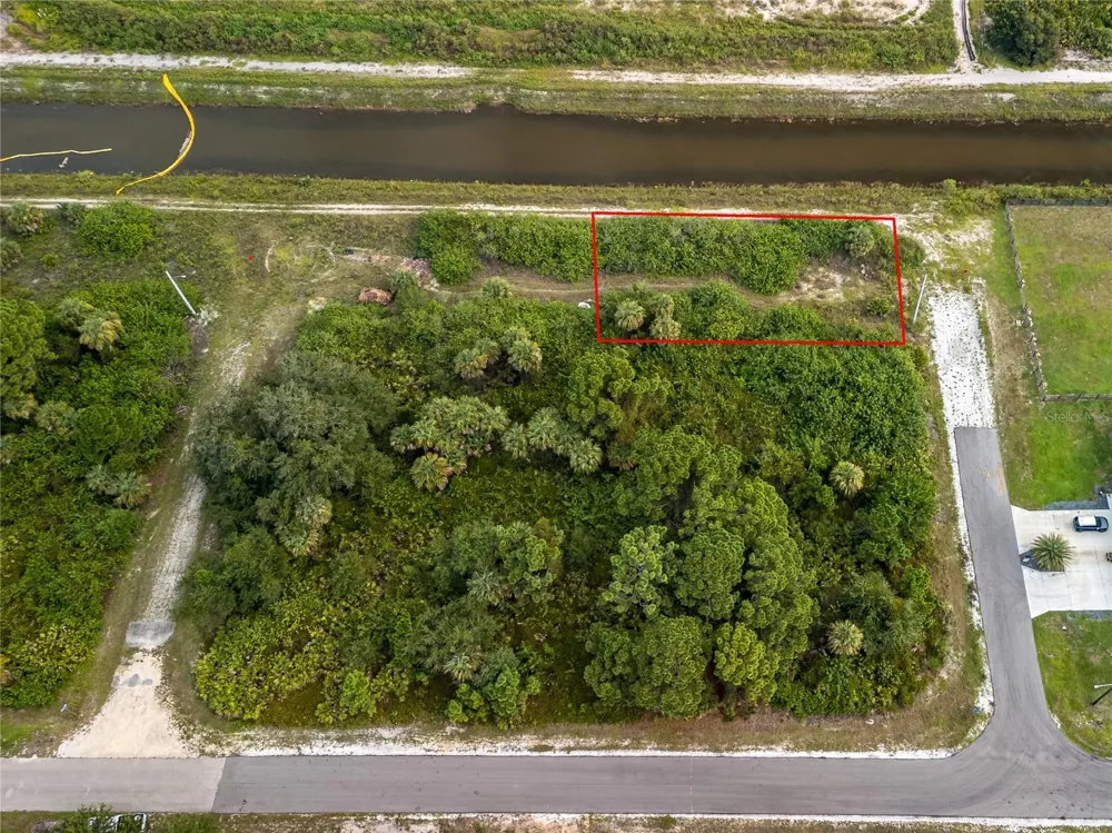 7505 JUDY AVENUE Lehigh Acres, FL 33971
