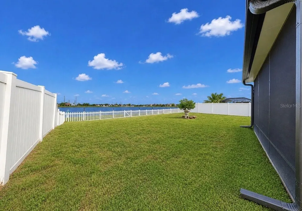 619 WABASH BREEZE CIRCLE Ruskin, FL 33570