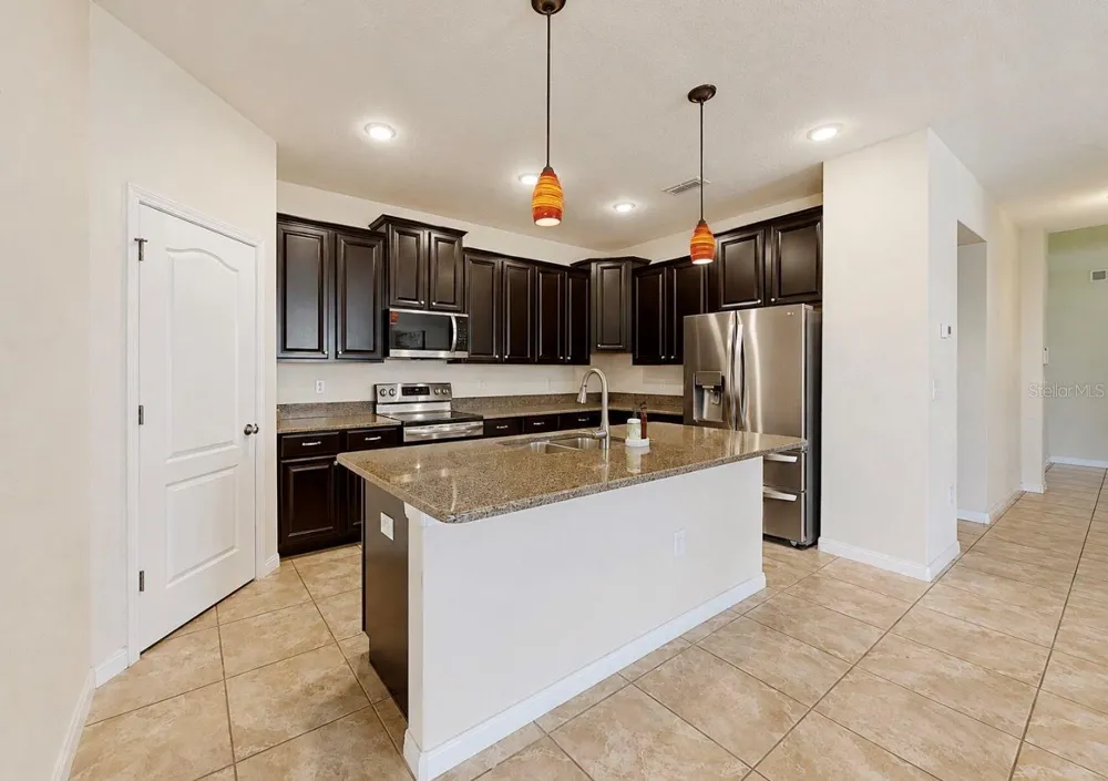 619 WABASH BREEZE CIRCLE Ruskin, FL 33570