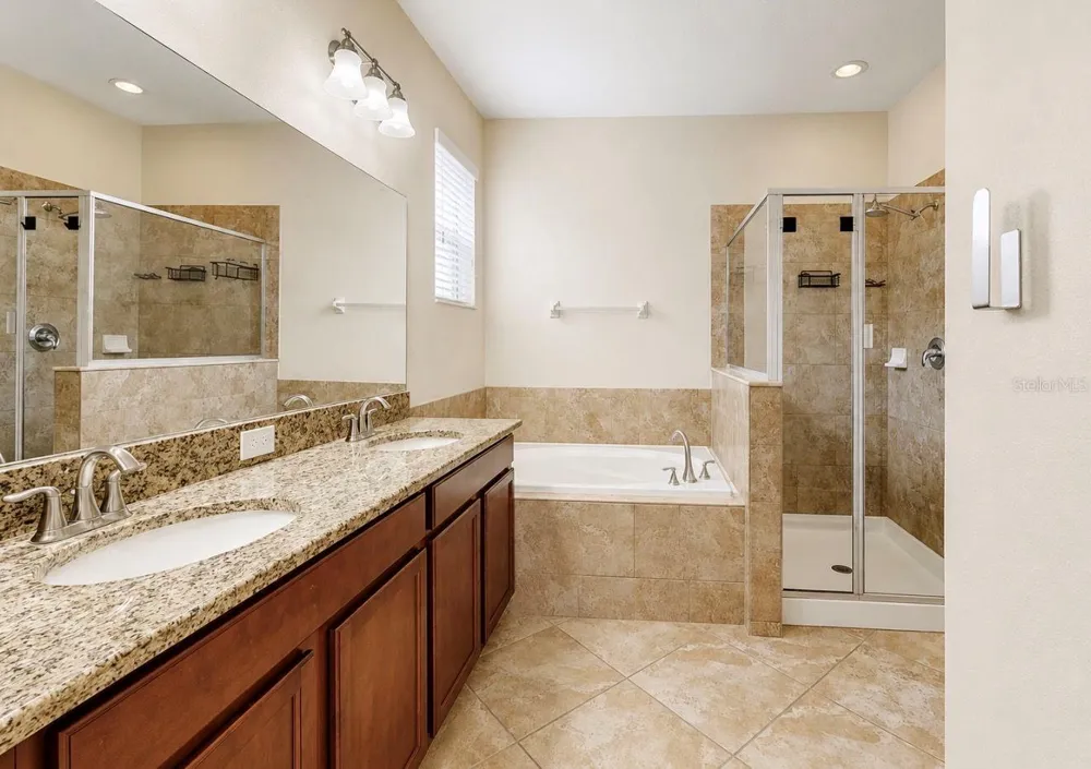 619 WABASH BREEZE CIRCLE Ruskin, FL 33570
