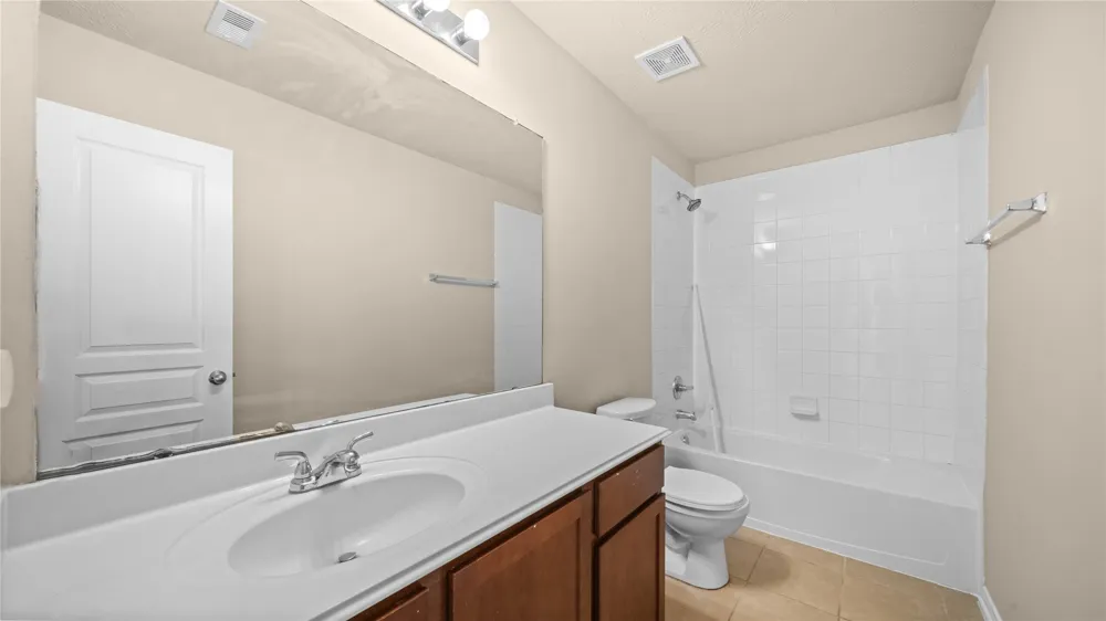 2237 Onyx Court Texas City, TX 77591