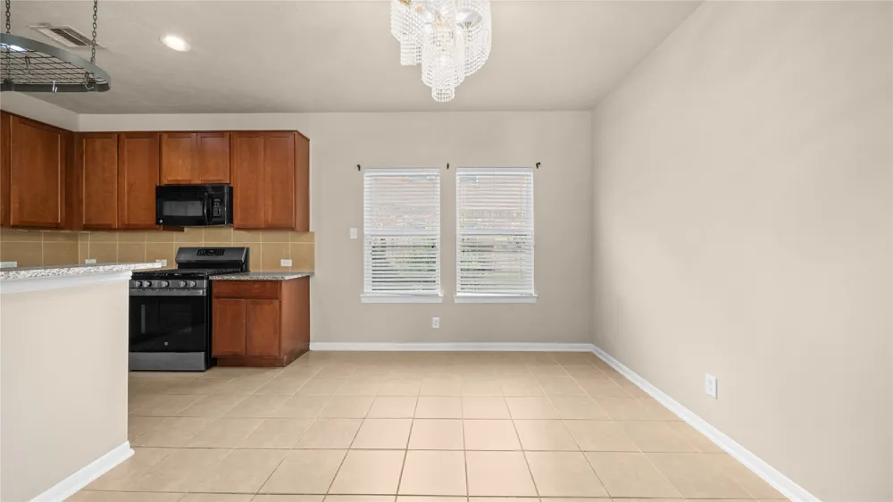 2237 Onyx Court Texas City, TX 77591