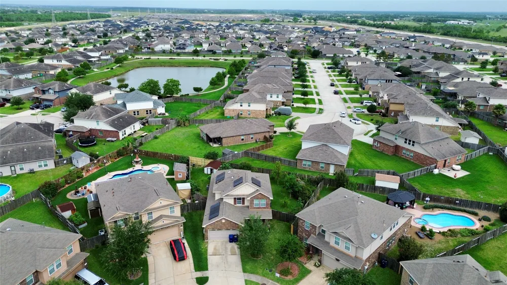 2237 Onyx Court Texas City, TX 77591